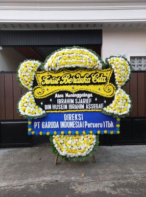 Papan Bunga Duka di Tanak Rarang